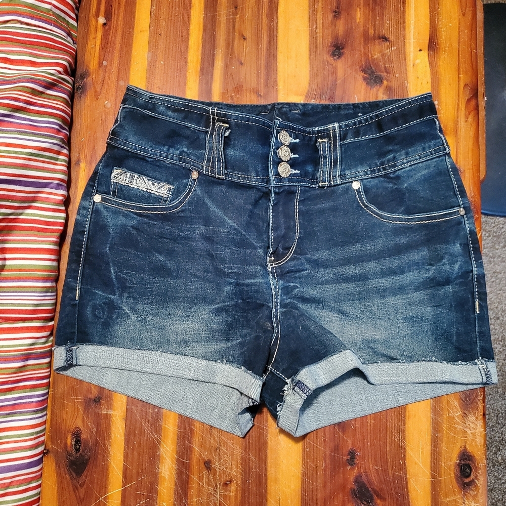 Cute Short Shorts